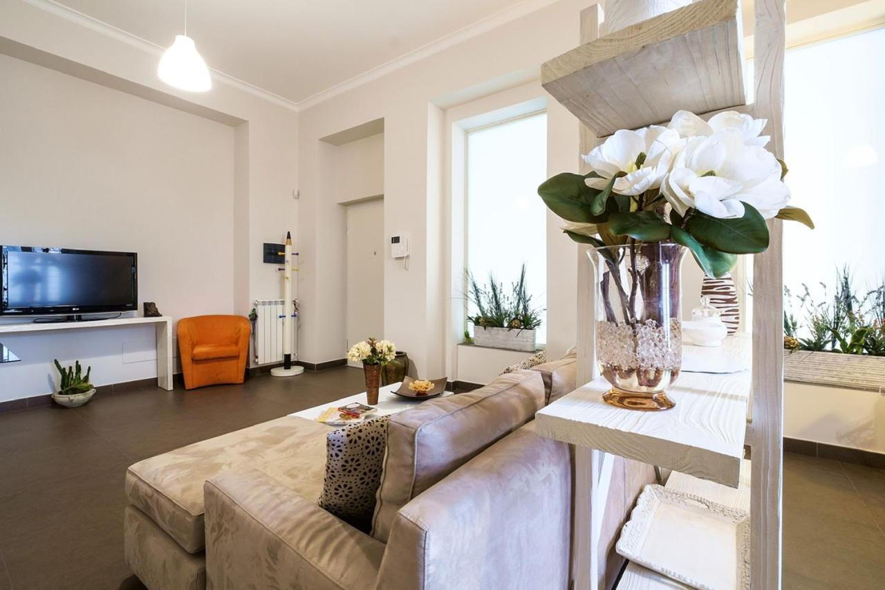 Gran Cancelliere With Parking Apartment Palermo